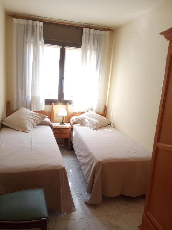 Casa Nando Guest House เอสเตร์รี ดาเนว ภายนอก รูปภาพ