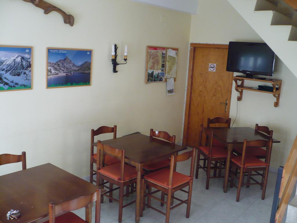 Casa Nando Guest House เอสเตร์รี ดาเนว ภายนอก รูปภาพ